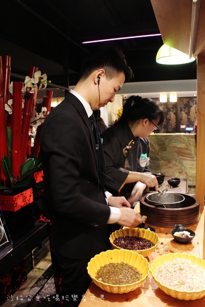 大八潮坊港式飲茶自助百匯(微風南京店):港點吃到飽『大八潮坊港式飲茶』微風南京