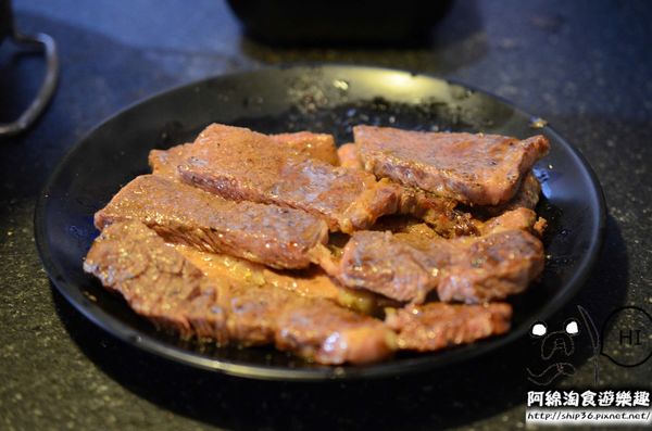 燒惑日式炭火燒肉(中和分店)：【台北燒烤】【北捷景安站】燒惑日式炭火燒肉店-新鮮海鮮令人驚豔．安格斯牛/海鮮/燒烤/吃到飽/中和區