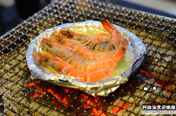 燒惑日式炭火燒肉(中和分店)：【台北燒烤】【北捷景安站】燒惑日式炭火燒肉店-新鮮海鮮令人驚豔．安格斯牛/海鮮/燒烤/吃到飽/中和區