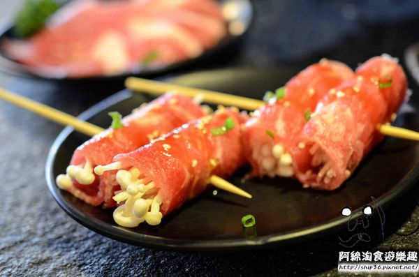 燒惑日式炭火燒肉(中和分店)：【台北燒烤】【北捷景安站】燒惑日式炭火燒肉店-新鮮海鮮令人驚豔．安格斯牛/海鮮/燒烤/吃到飽/中和區