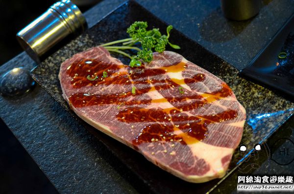 燒惑日式炭火燒肉(中和分店)：【台北燒烤】【北捷景安站】燒惑日式炭火燒肉店-新鮮海鮮令人驚豔．安格斯牛/海鮮/燒烤/吃到飽/中和區
