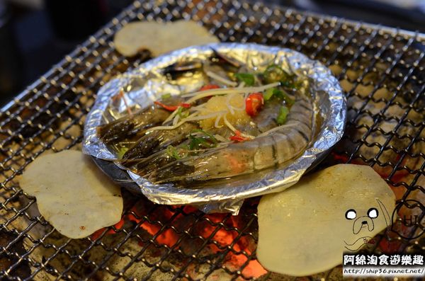 燒惑日式炭火燒肉(中和分店)：【台北燒烤】【北捷景安站】燒惑日式炭火燒肉店-新鮮海鮮令人驚豔．安格斯牛/海鮮/燒烤/吃到飽/中和區