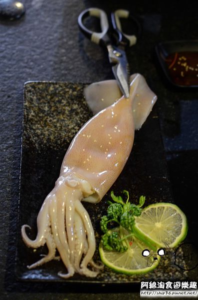 燒惑日式炭火燒肉(中和分店)：【台北燒烤】【北捷景安站】燒惑日式炭火燒肉店-新鮮海鮮令人驚豔．安格斯牛/海鮮/燒烤/吃到飽/中和區