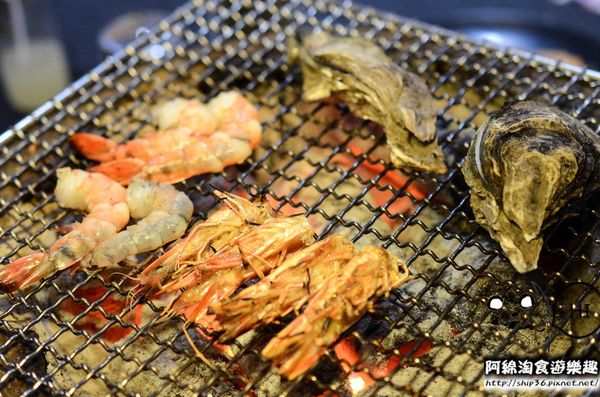 燒惑日式炭火燒肉(中和分店)：【台北燒烤】【北捷景安站】燒惑日式炭火燒肉店-新鮮海鮮令人驚豔．安格斯牛/海鮮/燒烤/吃到飽/中和區