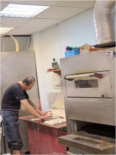 老福興燒餅：[北投在地美食]老福興燒餅~中式燒餅mix日式牛丼創新吃法