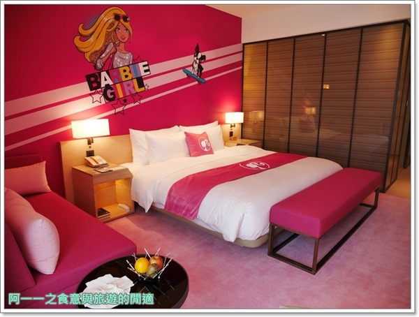 Hotel Cozzi和逸(高雄中山館):捷運三多商圈站 和逸高雄中山館~夢幻粉紅芭比主題客房