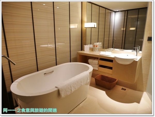 Hotel Cozzi和逸(高雄中山館):捷運三多商圈站 和逸高雄中山館~夢幻粉紅芭比主題客房