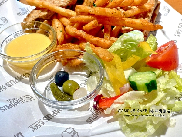 Campus Cafe(站前旗艦店)：【愛評網口碑體驗】2015康熙來了嚴選美食咖啡館 ✿✿ Campus Cafe (站前旗艦店) ✿✿