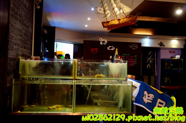 響道食堂:【台南-中西區】炸生蠔x芋泥炸蝦壽司...平價的雙主菜定食~《響道食堂》