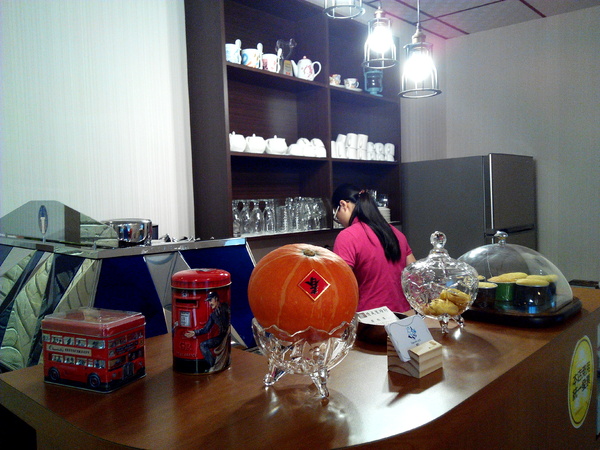 Impronta Cafe 腳印咖啡:☆口碑券No.3☆【永康區】Impronta Cafe 腳印咖啡。可以帶毛小孩內用早午餐的寵物友善餐廳