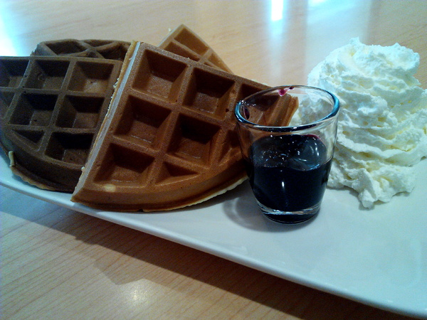 Impronta Cafe 腳印咖啡:☆口碑券No.3☆【永康區】Impronta Cafe 腳印咖啡。可以帶毛小孩內用早午餐的寵物友善餐廳