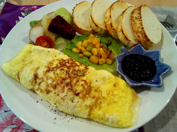 Impronta Cafe 腳印咖啡:☆口碑券No.3☆【永康區】Impronta Cafe 腳印咖啡。可以帶毛小孩內用早午餐的寵物友善餐廳