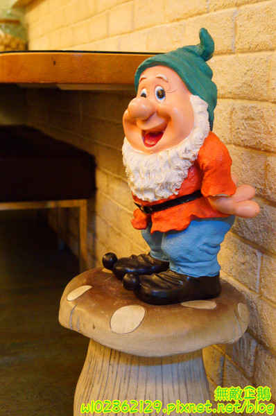 星丼食堂(海安店)：【台南-北區】丼飯x童話世界..小星星相關企業~《星丼食堂》