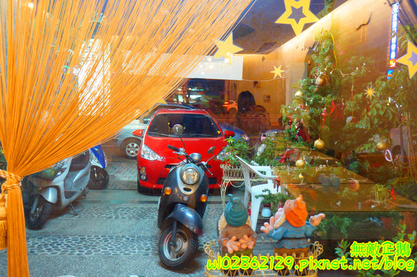 星丼食堂(海安店)：【台南-北區】丼飯x童話世界..小星星相關企業~《星丼食堂》