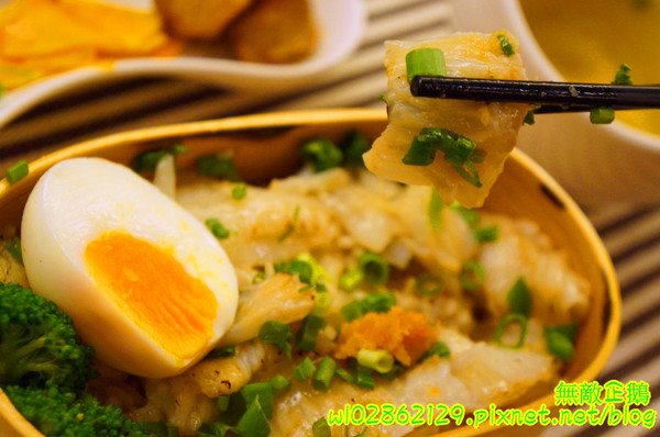 星丼食堂(海安店)：【台南-北區】丼飯x童話世界..小星星相關企業~《星丼食堂》