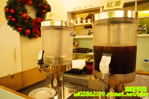 星丼食堂(海安店)：【台南-北區】丼飯x童話世界..小星星相關企業~《星丼食堂》