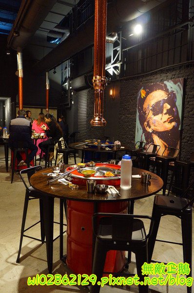 燒出名堂:【台南-東區】韓風來襲..工業風韓式燒肉...你準備好了嗎?《燒出名堂》