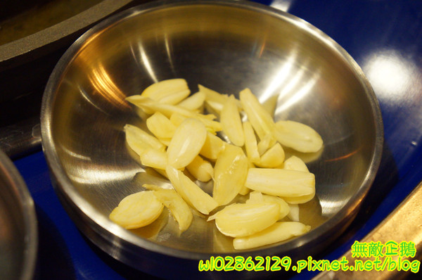 燒出名堂:【台南-東區】韓風來襲..工業風韓式燒肉...你準備好了嗎?《燒出名堂》