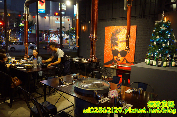 燒出名堂:【台南-東區】韓風來襲..工業風韓式燒肉...你準備好了嗎?《燒出名堂》