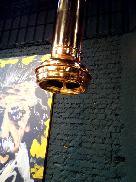 燒出名堂:【東區】燒出名堂。位於夢時代對面,提供專業貼心桌邊燒烤服務的韓國烤肉