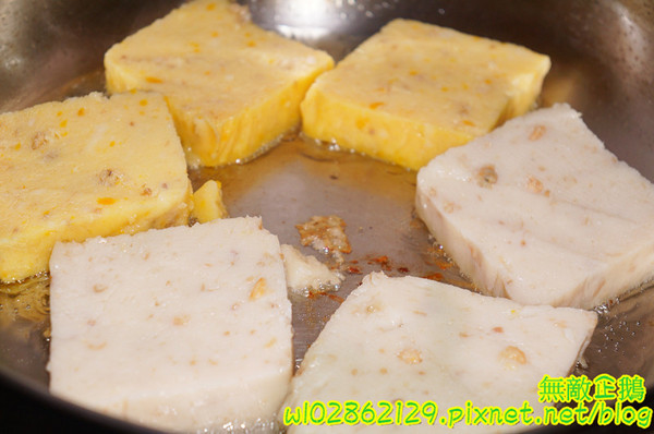 民雄高賓蘿蔔糕&黃金糕：【宅配】蘿蔔糕x黃金糕...年賺百萬的港式蘿蔔糕~再來米/阿里山白蘿蔔《民雄高賓蘿蔔糕&黃金糕》