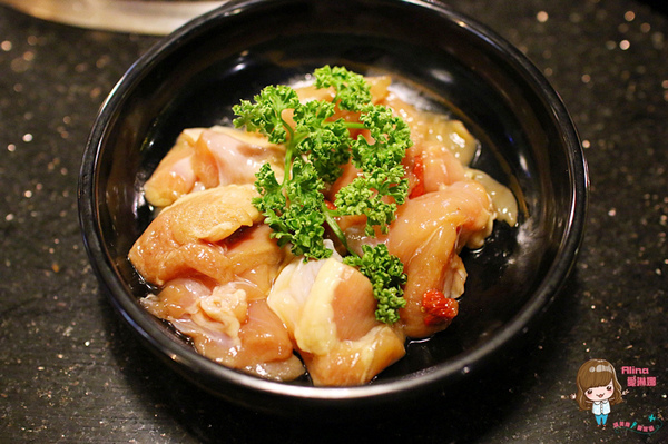 馬辣鴛鴦火鍋專賣(漢口店):【食記】台北西門町 馬辣漢口店 麻辣鍋吃到飽 馬辣10周年感恩回饋地表最強菜單 黑毛和牛天使紅蝦