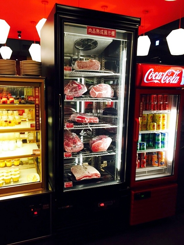 馬辣鴛鴦火鍋專賣(漢口店)：【食記】台北西門町 馬辣漢口店 麻辣鍋吃到飽 馬辣10周年感恩回饋地表最強菜單 黑毛和牛天使紅蝦