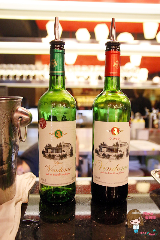 馬辣鴛鴦火鍋專賣(漢口店):【食記】台北西門町 馬辣漢口店 麻辣鍋吃到飽 馬辣10周年感恩回饋地表最強菜單 黑毛和牛天使紅蝦