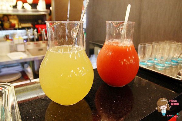 馬辣鴛鴦火鍋專賣(漢口店):【食記】台北西門町 馬辣漢口店 麻辣鍋吃到飽 馬辣10周年感恩回饋地表最強菜單 黑毛和牛天使紅蝦