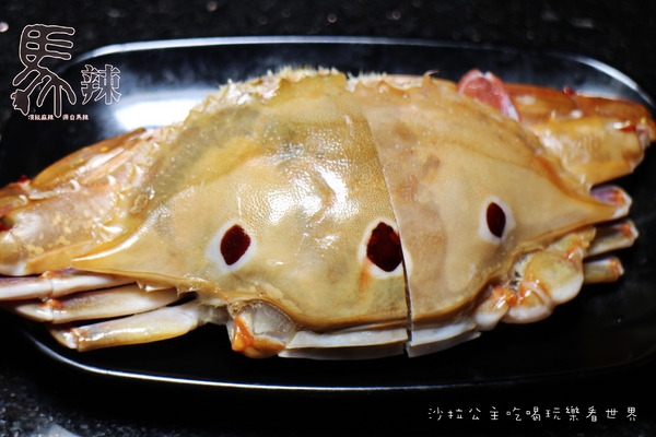 馬辣鴛鴦火鍋專賣(漢口店):萬華.西門町/和牛‧天使紅蝦吃到飽『馬辣頂級麻辣鴛鴦火鍋』紅.白酒任你喝