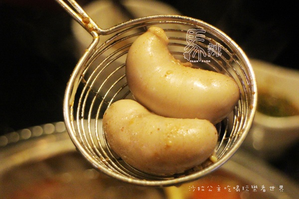 馬辣鴛鴦火鍋專賣(漢口店):萬華.西門町/和牛‧天使紅蝦吃到飽『馬辣頂級麻辣鴛鴦火鍋』紅.白酒任你喝