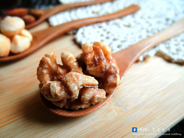 天然恏食：〖宅配│美食〗天然恏食 ❤ 『存好心腸，作好食物』!!堅果、乳酪絲、香菇素肉干、烏梅汁，口味獨特，健康無添加!!