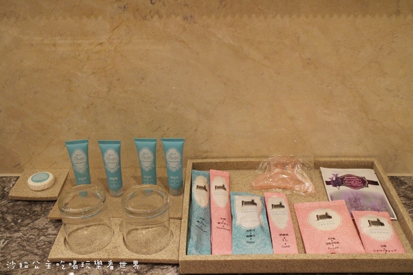 芭蕾經典旅館:台中住宿.旅館就是景點『芭蕾經典旅館』汽車旅館/Motel /近夜市