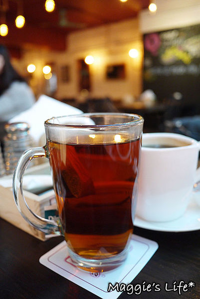 Oops Kitchen義法創意廚房：台北美食。捷運小巨蛋【Oops Kitchen義法創意廚房】義法美饌值得品嚐◆異國料理。義法料理。披薩。排餐。超值商業午餐