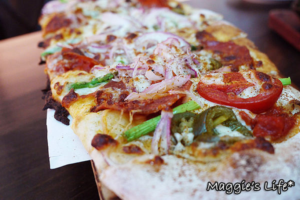 Oops Kitchen義法創意廚房：台北美食。捷運小巨蛋【Oops Kitchen義法創意廚房】義法美饌值得品嚐◆異國料理。義法料理。披薩。排餐。超值商業午餐