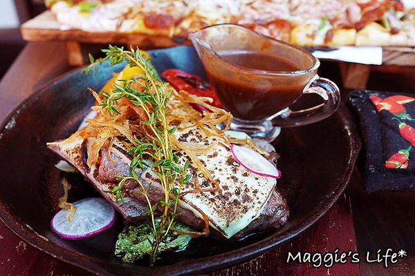 Oops Kitchen義法創意廚房：台北美食。捷運小巨蛋【Oops Kitchen義法創意廚房】義法美饌值得品嚐◆異國料理。義法料理。披薩。排餐。超值商業午餐