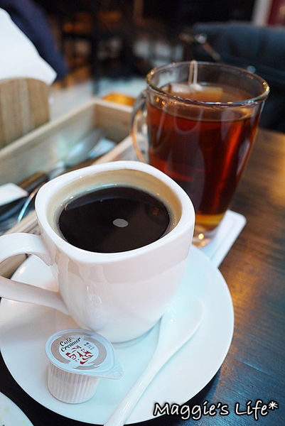 Oops Kitchen義法創意廚房：台北美食。捷運小巨蛋【Oops Kitchen義法創意廚房】義法美饌值得品嚐◆異國料理。義法料理。披薩。排餐。超值商業午餐