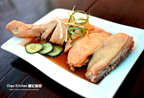 Oops Kitchen 歐記廚房：【捷運台北小巨蛋站周邊美食】 道地星加坡料理 ✿ Oops Kitchen 歐記廚房 ✿✿