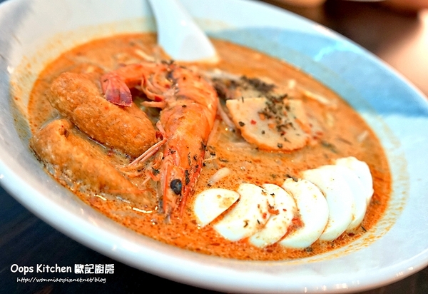 Oops Kitchen 歐記廚房：【捷運台北小巨蛋站周邊美食】 道地星加坡料理 ✿ Oops Kitchen 歐記廚房 ✿✿