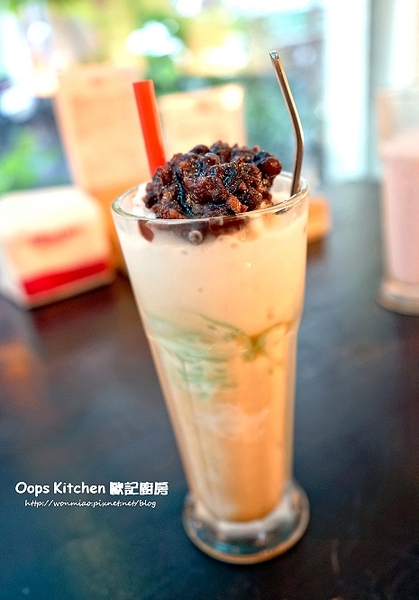 Oops Kitchen 歐記廚房：【捷運台北小巨蛋站周邊美食】 道地星加坡料理 ✿ Oops Kitchen 歐記廚房 ✿✿