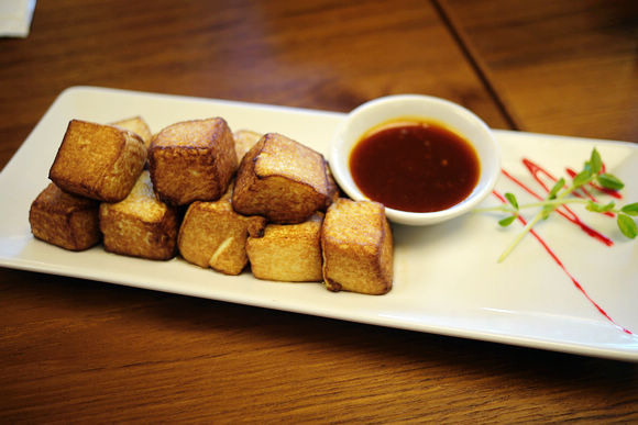 開飯川食堂(巨城店)：【新竹美食】開飯 川食堂 新竹巨城店