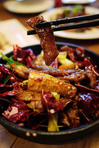 開飯川食堂(巨城店)：【新竹美食】開飯 川食堂 新竹巨城店