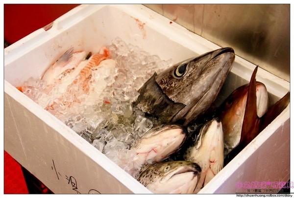 金湯匙餐廳(花漾會館)：【美食♥台北林口】☼ 金湯匙餐廳 / 花漾會館☼川菜料理勁辣夠味非常下飯♥♥