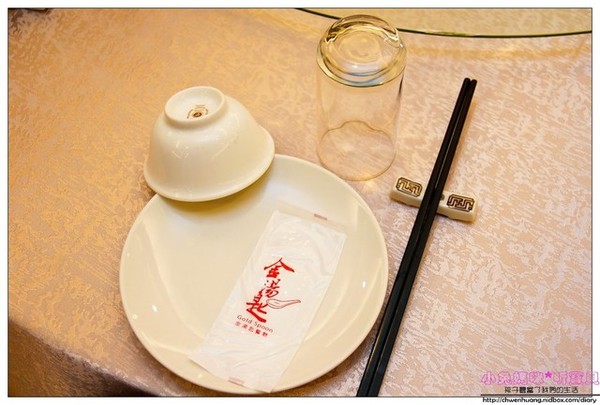 金湯匙餐廳(花漾會館)：【美食♥台北林口】☼ 金湯匙餐廳 / 花漾會館☼川菜料理勁辣夠味非常下飯♥♥