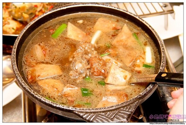 金湯匙餐廳(花漾會館)：【美食♥台北林口】☼ 金湯匙餐廳 / 花漾會館☼川菜料理勁辣夠味非常下飯♥♥