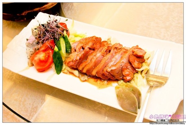 金湯匙餐廳(花漾會館)：【美食♥台北林口】☼ 金湯匙餐廳 / 花漾會館☼川菜料理勁辣夠味非常下飯♥♥