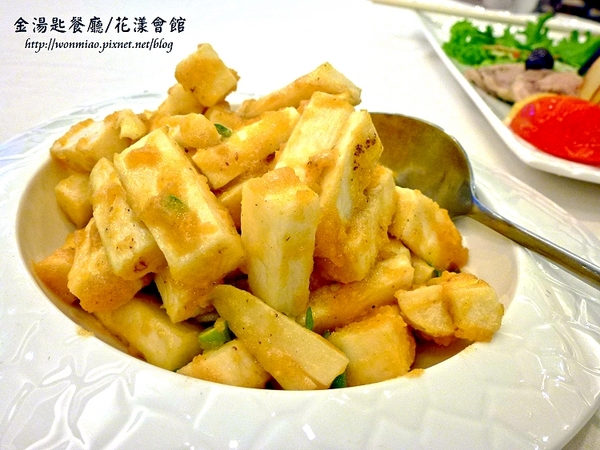 金湯匙餐廳(花漾會館)：【口碑好好吃】口味好服務又到位 ✿✿ 金湯匙餐廳 / 花漾會館 ✿✿ （完整菜單）