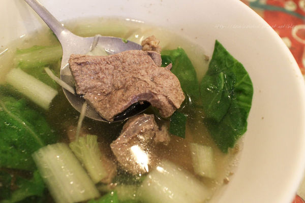 小琉球阿對麵店