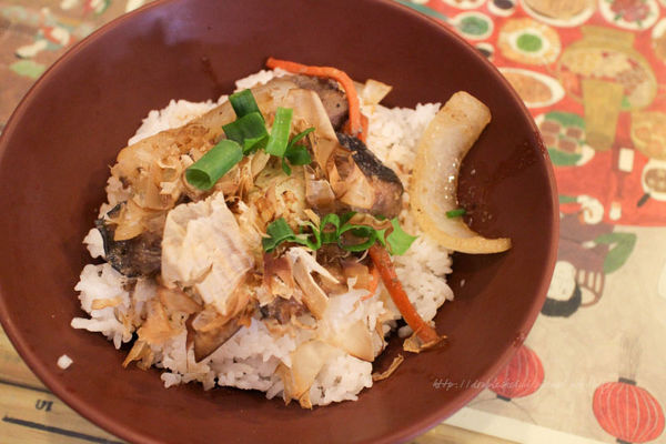 小琉球阿對麵店鬼頭刀炒飯