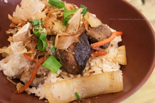 小琉球阿對麵店鬼頭刀炒飯